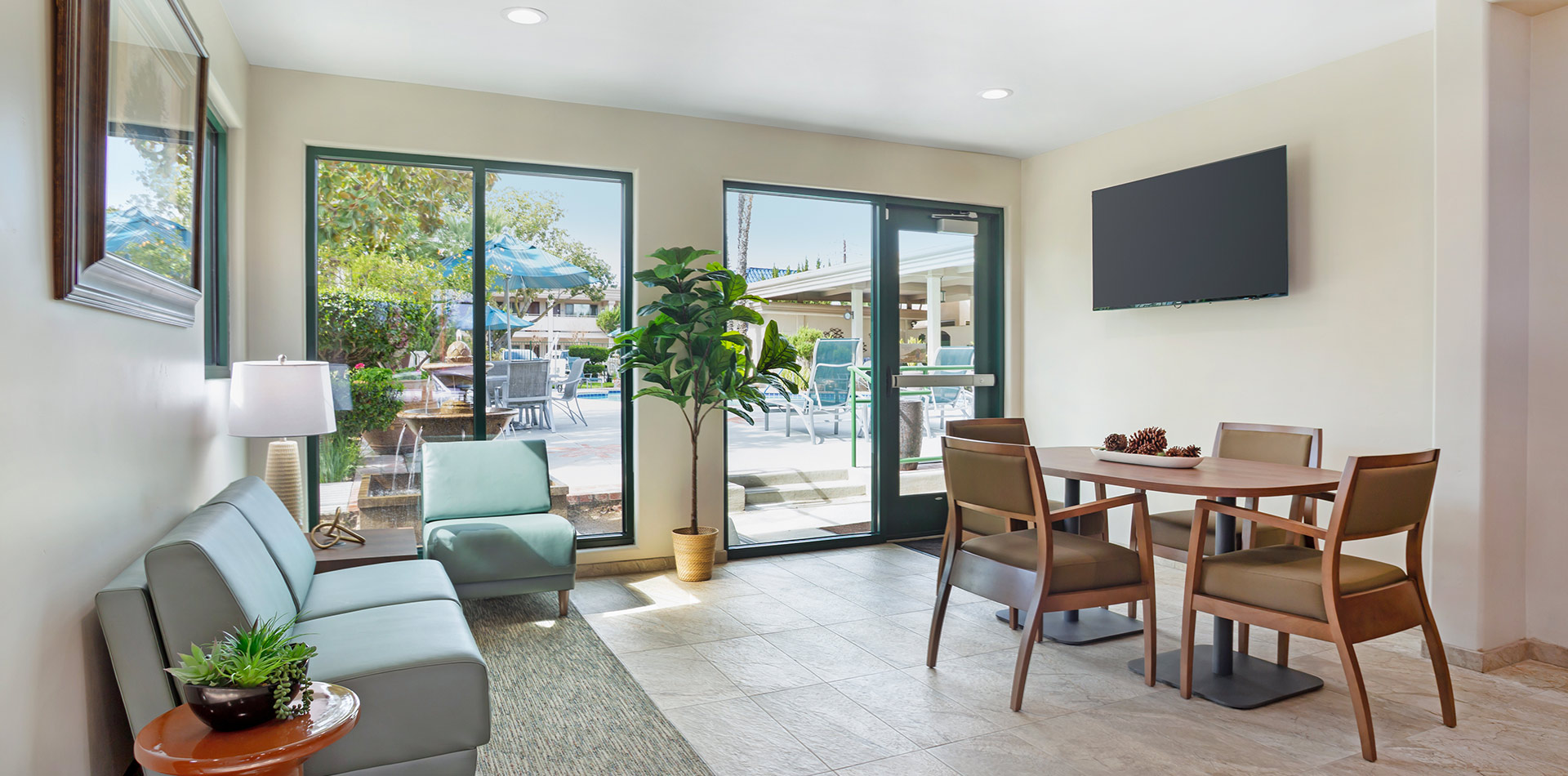 Welcome to The Best Western Plus Black Oak in Paso Robles